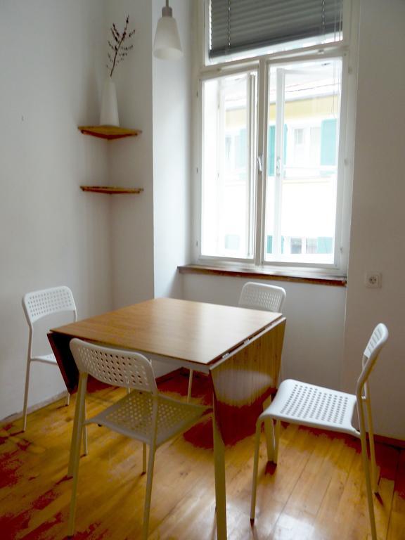 Apartment Jakominiplatz Graz Kamer foto